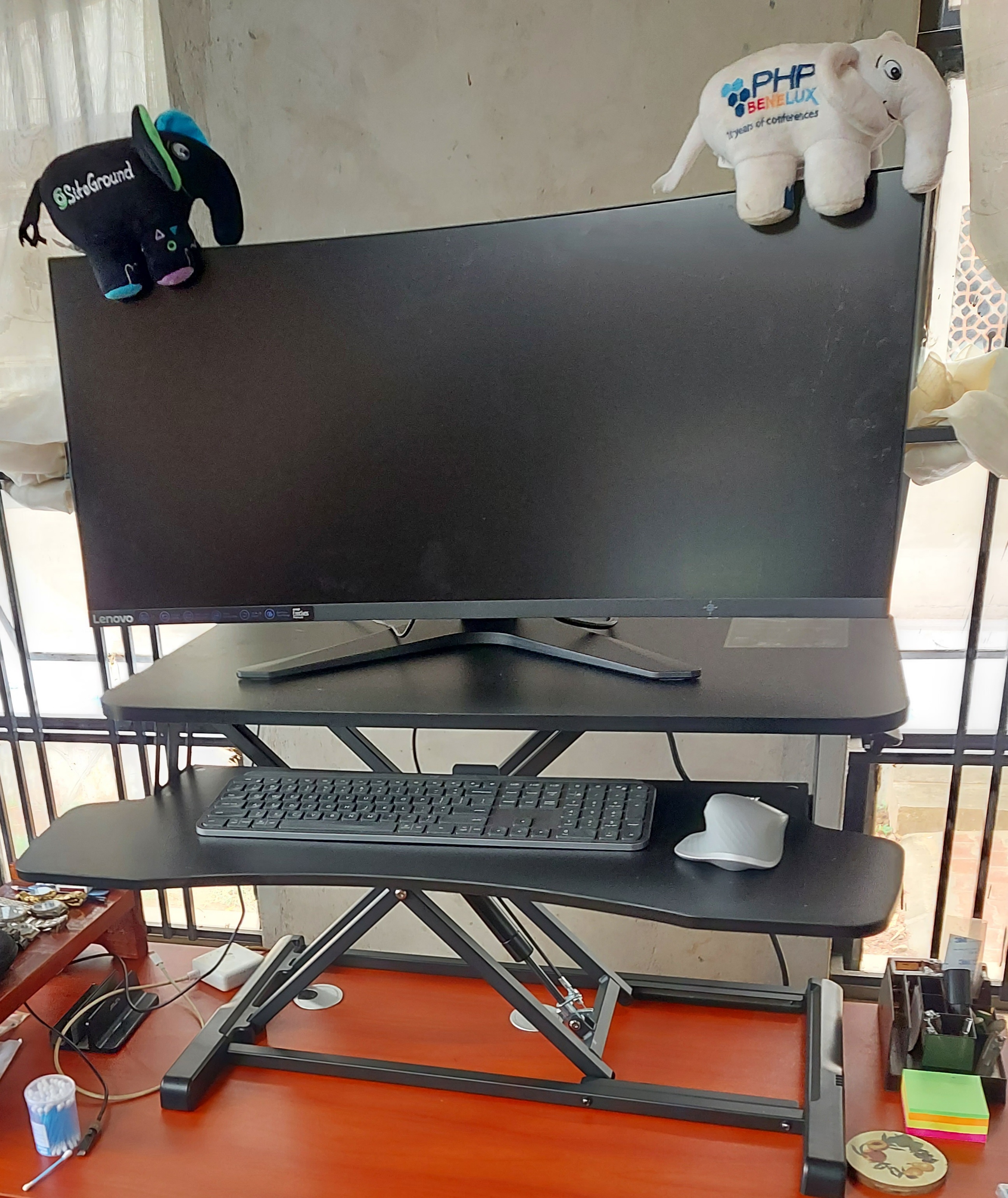 Monitor on a Desk Convertor